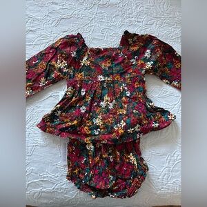 Old Navy girls 12-18m floral set with matching bloomers